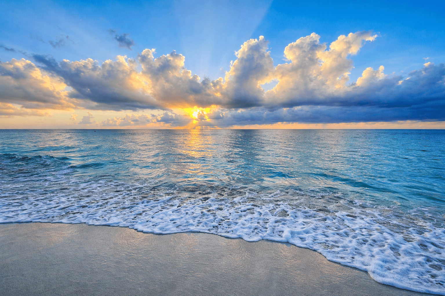 Winter vs Summer Watersports in Cayman: What’s the Difference?