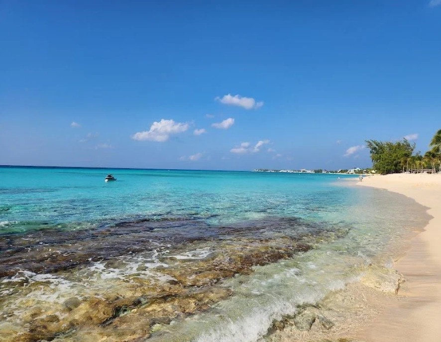 Top Things to Do in Grand Cayman in January, February & March